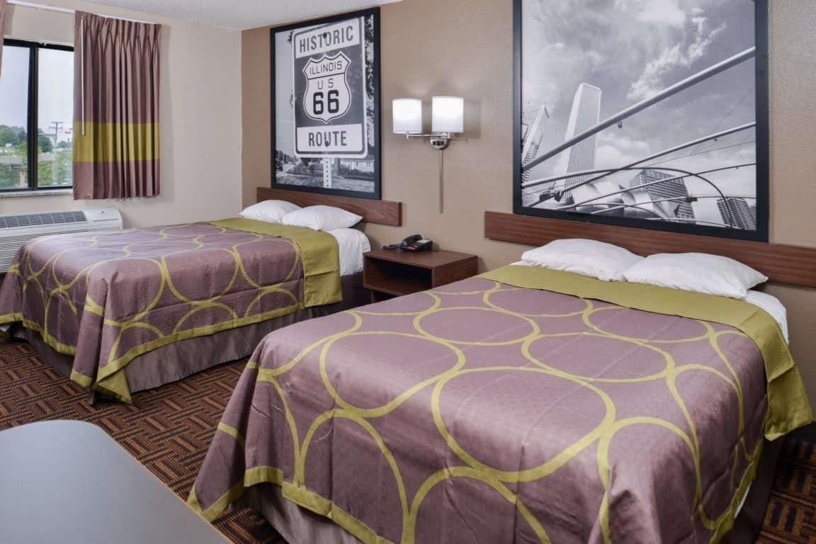 Super 8 By Wyndham Romeoville Bolingbrook מראה חיצוני תמונה