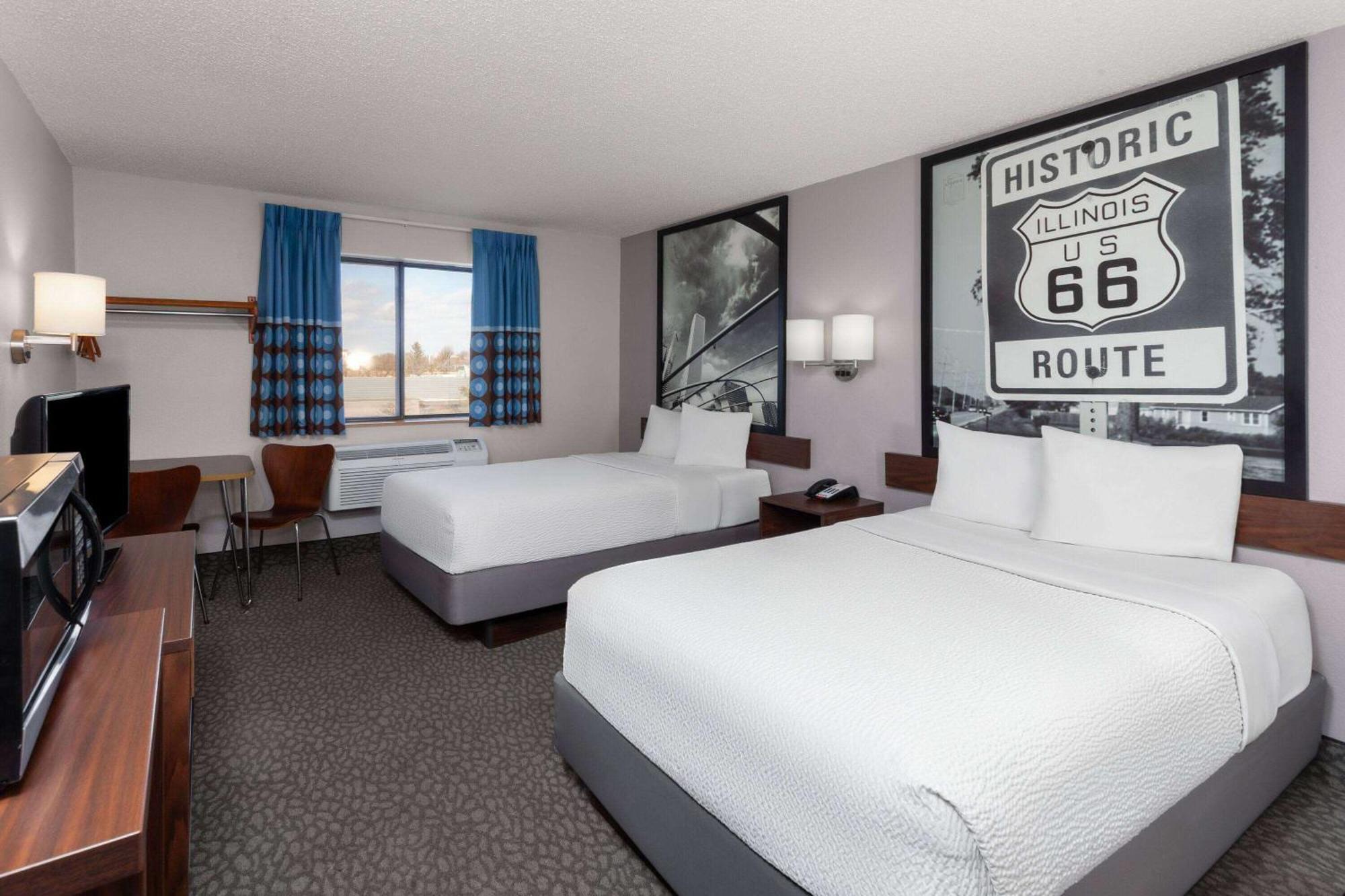 Super 8 By Wyndham Romeoville Bolingbrook מראה חיצוני תמונה